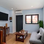Porto Vivenda Em Lever-casa Inteira Lever