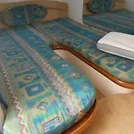 Porto Vivenda Em Lever-casa Inteira *