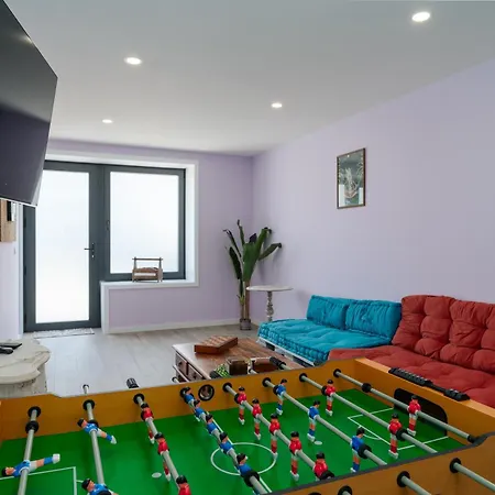 Casa de Férias Porto Vivenda Em Lever-casa Inteira Lever