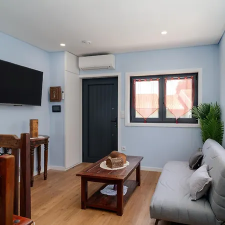 Porto Vivenda Em Lever-casa Inteira * Lever