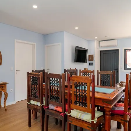 Porto Vivenda Em Lever-casa Inteira