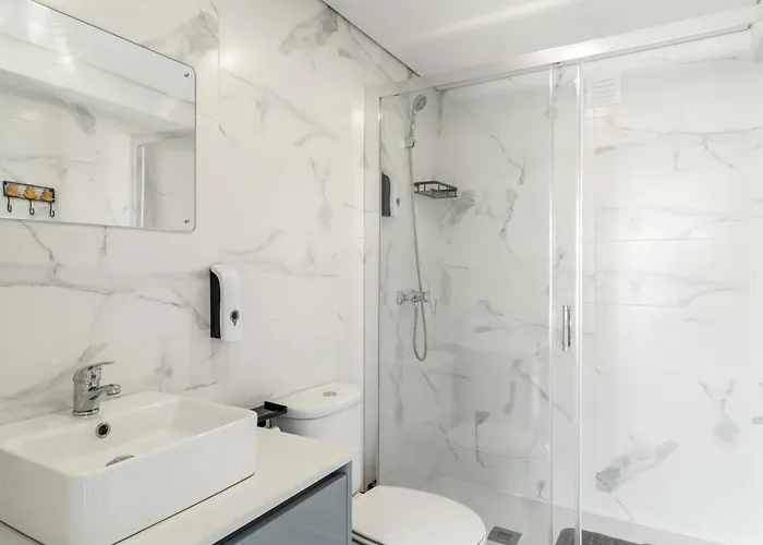 Dom wakacyjny Porto Vivenda Em Lever-casa Inteira Lever