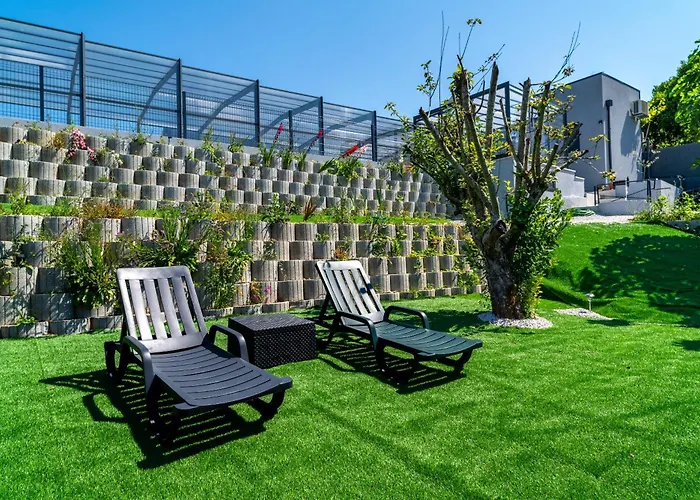 Dom wakacyjny Porto Vivenda Em Lever-casa Inteira *